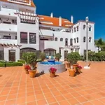 Appartamento Stylish 2-bed Duplex Townhouse, Full Kitchen, Access To Three Pools, Minutes From Puerto Banus, By 