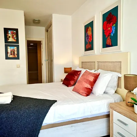 Stylish 2-bed Duplex Townhouse, Full Kitchen, Access To Three Pools, Minutes From Puerto Banus, By 