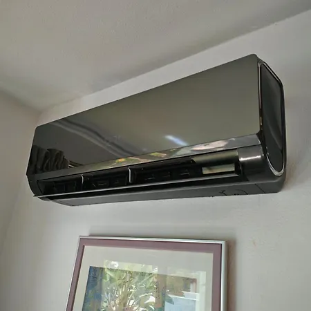 Stylish 2-bed Duplex Townhouse, Full Kitchen, Access To Three Pools, Minutes From Puerto Banus, By 