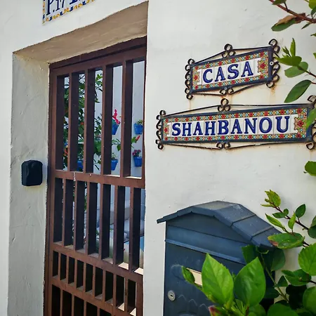 Stylish 2-bed Duplex Townhouse, Full Kitchen, Access To Three Pools, Minutes From Puerto Banus, By 