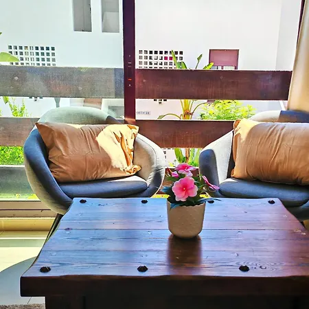 Apartamento Stylish 2-bed Duplex Townhouse, Full Kitchen, Access To Three Pools, Minutes From Puerto Banus, By 