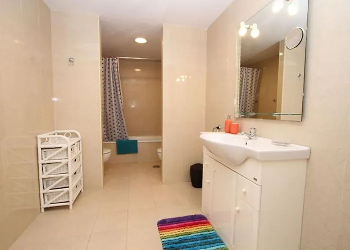 Stylish 2-bed Duplex Townhouse, Full Kitchen, Access To Three Pools, Minutes From Puerto Banus, By 