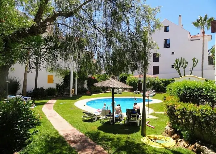 Stylish 2-bed Duplex Townhouse, Full Kitchen, Access To Three Pools, Minutes From Puerto Banus, By 