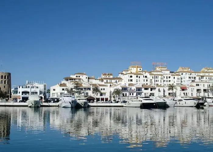 Stylish 2-bed Duplex Townhouse, Full Kitchen, Access To Three Pools, Minutes From Puerto Banus, By 
