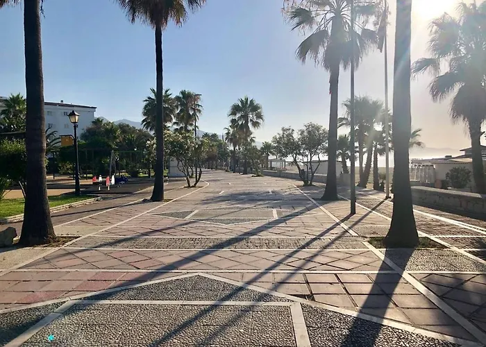 Stylish 2-bed Duplex Townhouse, Full Kitchen, Access To Three Pools, Minutes From Puerto Banus, By 