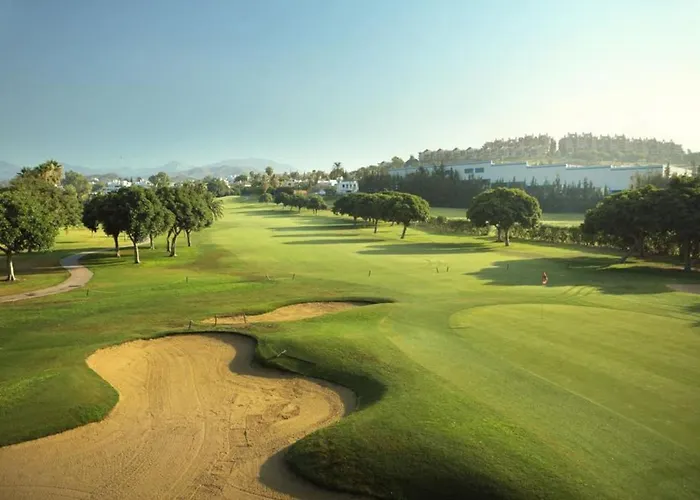 Stylish 2-bed Duplex Townhouse, Full Kitchen, Access To Three Pools, Minutes From Puerto Banus, By 