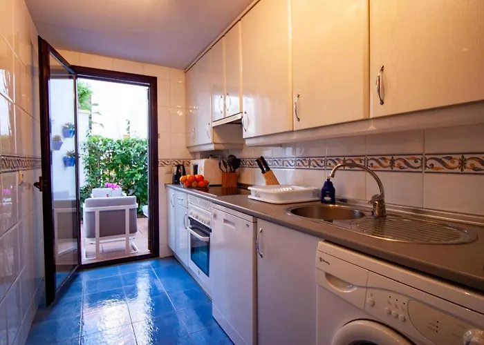 Stylish 2-bed Duplex Townhouse, Full Kitchen, Access To Three Pools, Minutes From Puerto Banus, By 