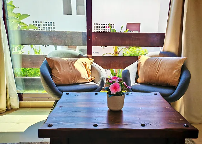 Apartament Stylish 2-bed Duplex Townhouse, Full Kitchen, Access To Three Pools, Minutes From Puerto Banus, By 