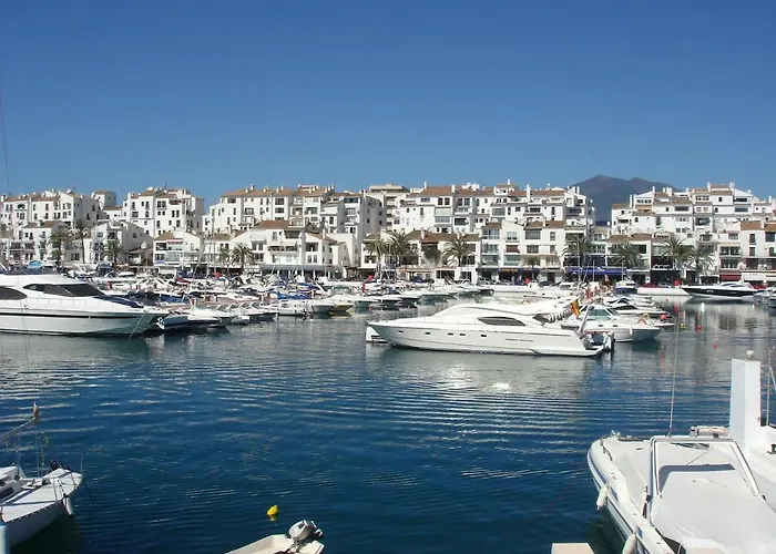 Lägenhet Stylish 2-bed Duplex Townhouse, Full Kitchen, Access To Three Pools, Minutes From Puerto Banus, By 