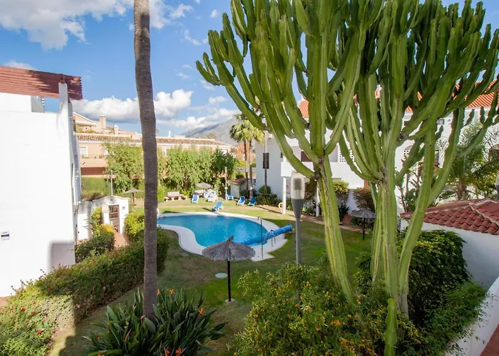 Stylish 2-bed Duplex Townhouse, Full Kitchen, Access To Three Pools, Minutes From Puerto Banus, By 