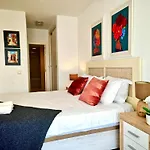 Stylish 2-bed Duplex Townhouse, Full Kitchen, Access To Three Pools, Minutes From Puerto Banus, By 