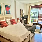 Stylish 2-bed Duplex Townhouse, Full Kitchen, Access To Three Pools, Minutes From Puerto Banus, By 