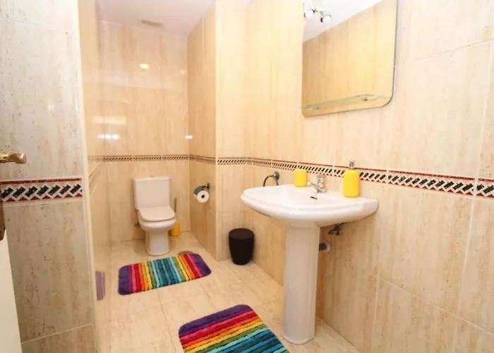 Appartement Stylish 2-bed Duplex Townhouse, Full Kitchen, Access To Three Pools, Minutes From Puerto Banus, By 